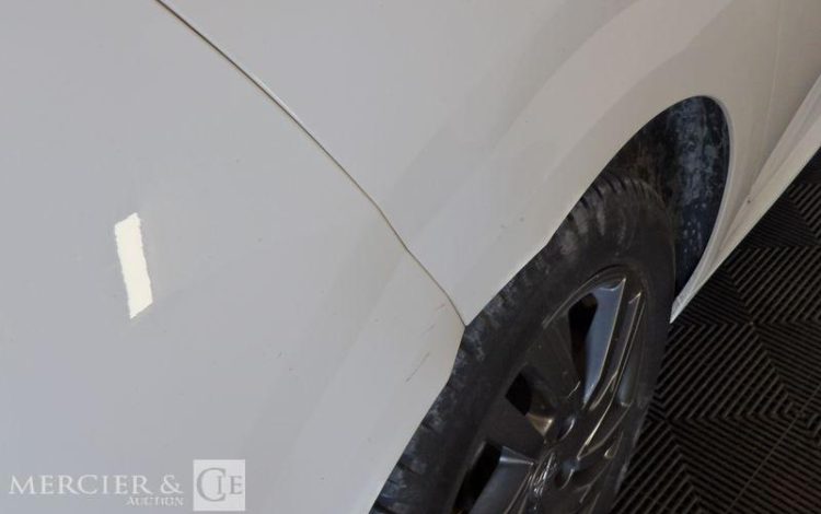 PEUGEOT 208 1.5 BLUEHDI 100ch ACTIVE BUSINESS BLANC FZ-889-AG