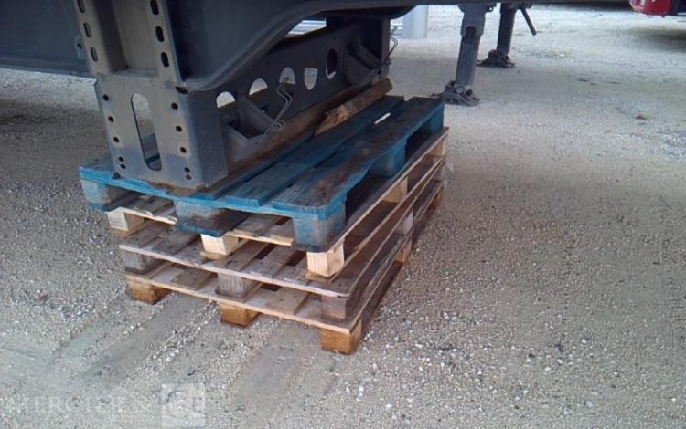 LECITRAILER SEMI-REMORQUE PLATEAU 3 ESSIEUX PTAC 38T GRIS GB-401-HW
