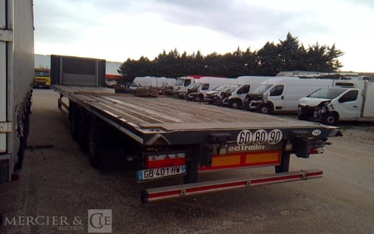 LECITRAILER SEMI-REMORQUE PLATEAU 3 ESSIEUX PTAC 38T GRIS GB-401-HW