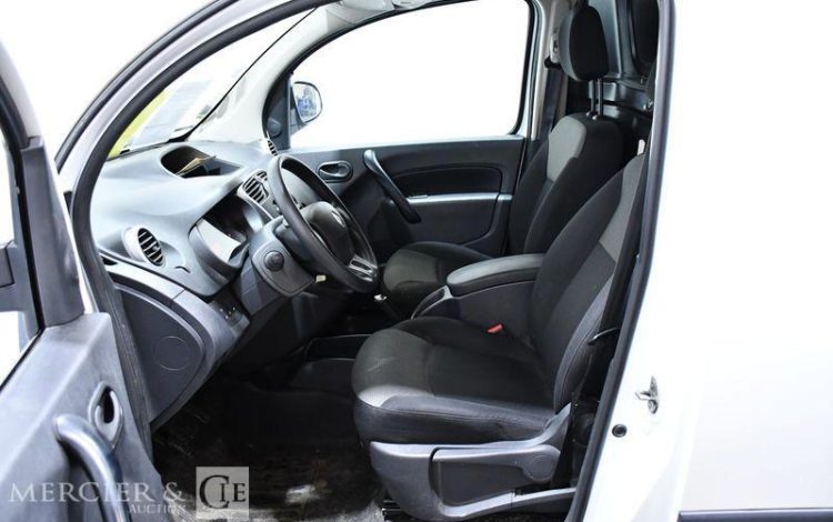 RENAULT KANGOO MAXI 1.5 BLUEDCI 95ch GRAND-CONFORT BLANC GB-633-FH
