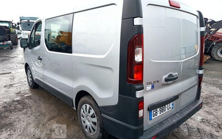 RENAULT TRAFIC III FOURGON PHASE 2 L1H1 2,0 DCI 16V 145 CV – DIESEL-6 PL – ANNEE 2021 GRIS GB-980-LL