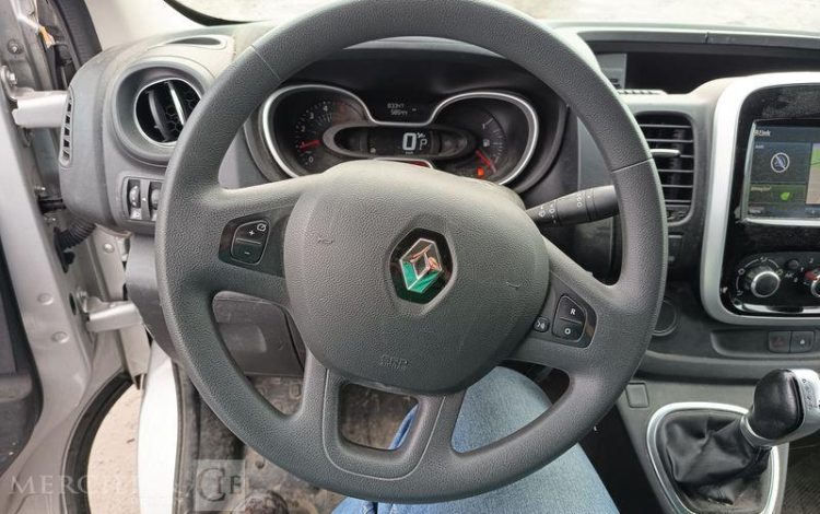 RENAULT TRAFIC III FOURGON PHASE 2 L1H1 2,0 DCI 16V 145 CV – DIESEL-6 PL – ANNEE 2021 GRIS GB-980-LL