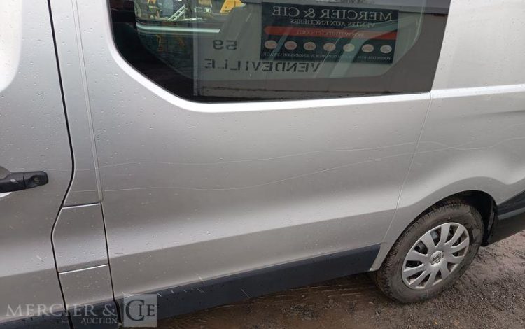 RENAULT TRAFIC III FOURGON PHASE 2 L1H1 2,0 DCI 16V 145 CV – DIESEL-6 PL – ANNEE 2021 GRIS GB-980-LL