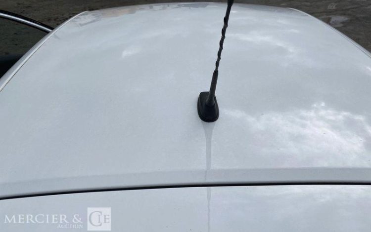 PEUGEOT 208 100CH PREMIUM PACK BLANC GC-941-EQ