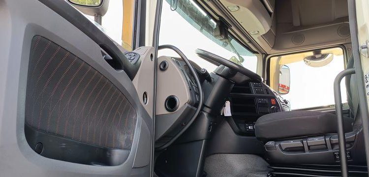 DAF XF 480 FT – PTRA : 44 TONNES – DIESEL – 605344 KMS – ANNEE 2021 BLANC GD-703-CV