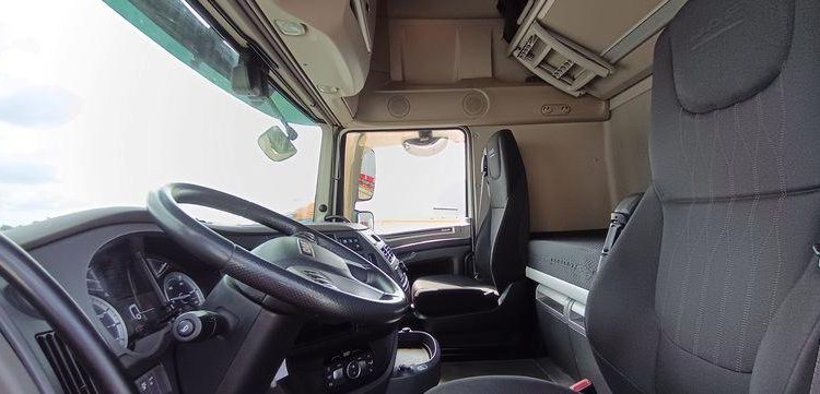 DAF XF 480 FT – PTRA : 44 TONNES – DIESEL – 605344 KMS – ANNEE 2021 BLANC GD-703-CV