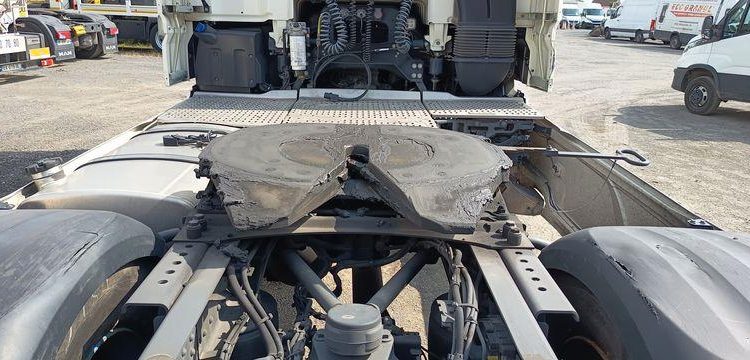 DAF XF 480 FT – PTRA : 44 TONNES – DIESEL – 605344 KMS – ANNEE 2021 BLANC GD-703-CV