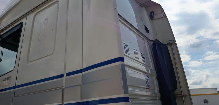 DAF XF 480 FT – PTRA : 44 TONNES – DIESEL – 605344 KMS – ANNEE 2021 BLANC GD-703-CV