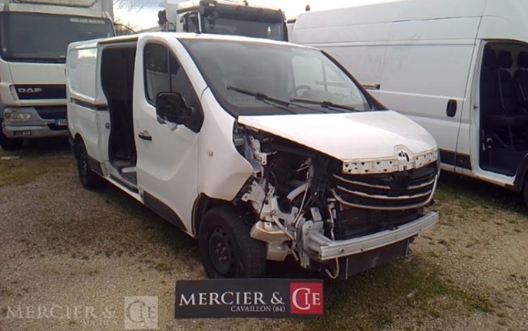 RENAULT TRAFIC GCF 1300 DCI 120 BLANC GD-909-QK