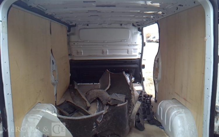 RENAULT TRAFIC GCF 1300 DCI 120 BLANC GD-909-QK