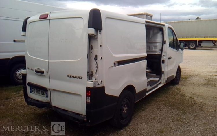 RENAULT TRAFIC GCF 1300 DCI 120 BLANC GD-909-QK
