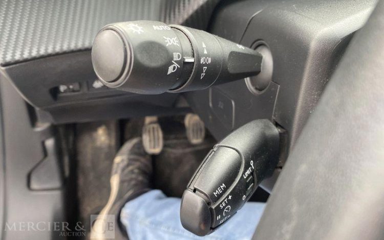 PEUGEOT 2008 110CH ALLURE BUSINESS BLANC GD-966-HZ