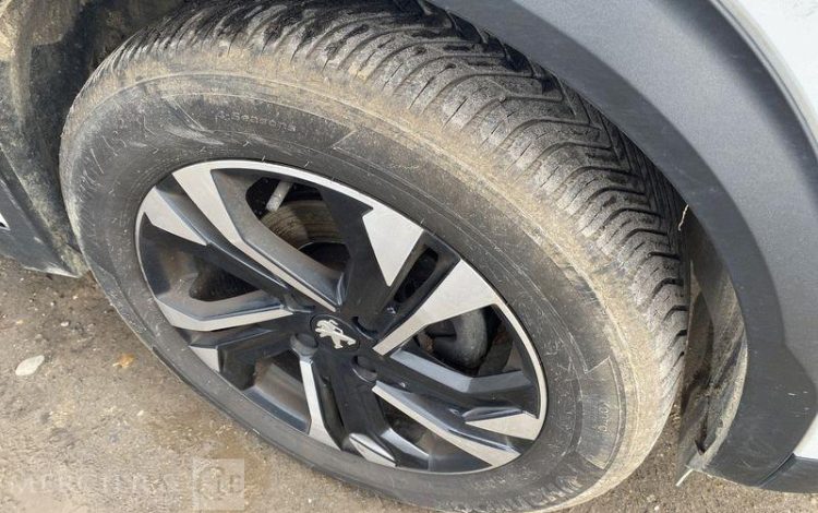 PEUGEOT 2008 110CH ALLURE BUSINESS BLANC GD-966-HZ