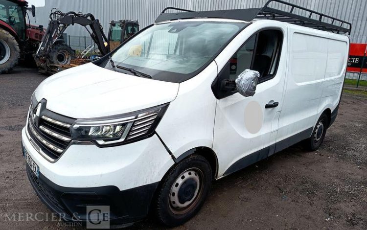 RENAULT TRAFIC 150 BLANC GE-094-EK