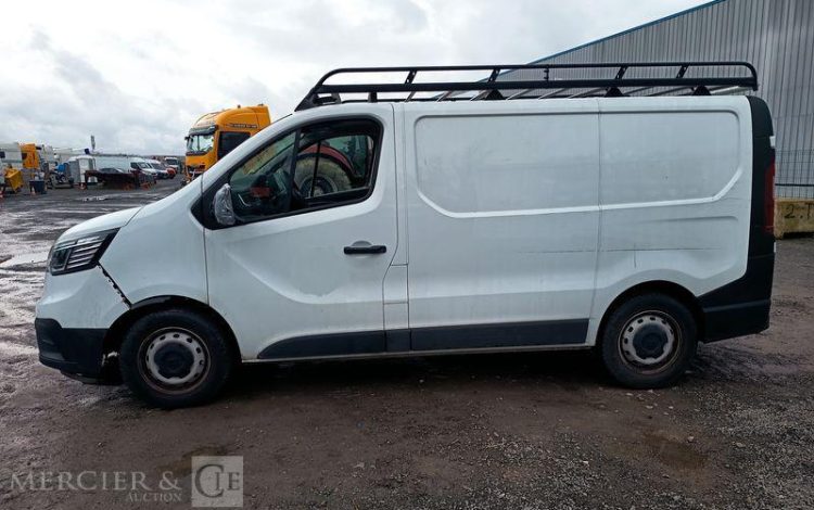 RENAULT TRAFIC 150 BLANC GE-094-EK