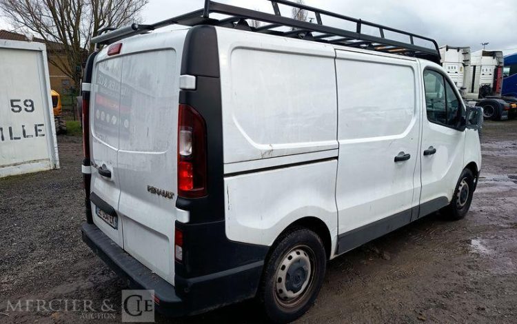 RENAULT TRAFIC 150 BLANC GE-094-EK