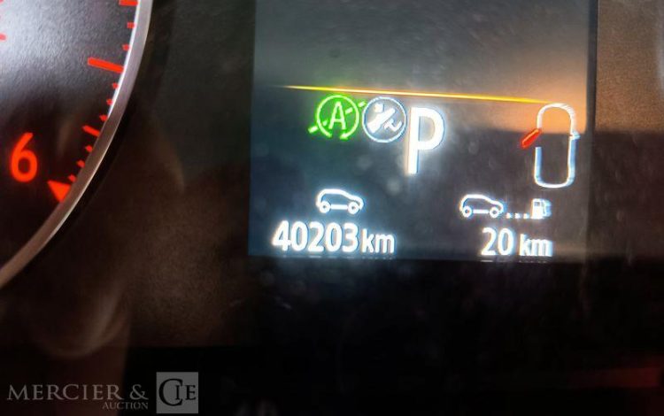 RENAULT TRAFIC 150 BLANC GE-094-EK