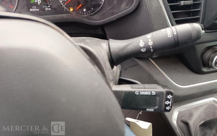 RENAULT TRAFIC 150 BLANC GE-094-EK