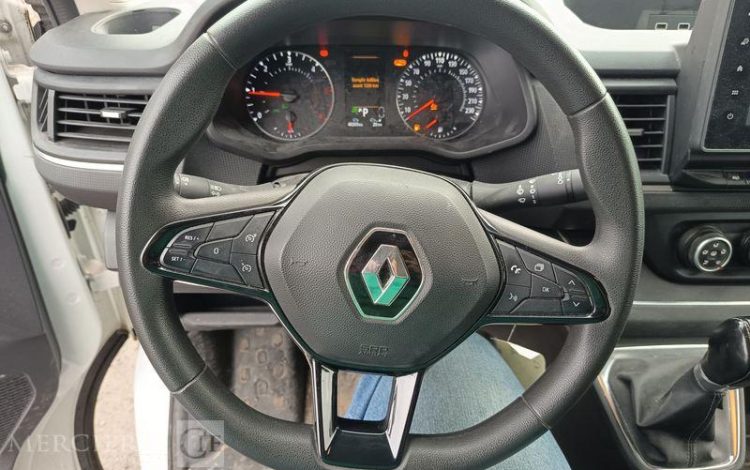 RENAULT TRAFIC 150 BLANC GE-094-EK