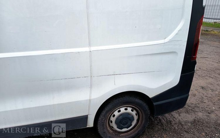 RENAULT TRAFIC 150 BLANC GE-094-EK