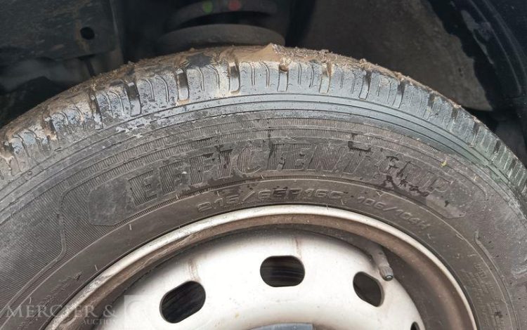 RENAULT TRAFIC 150 BLANC GE-094-EK