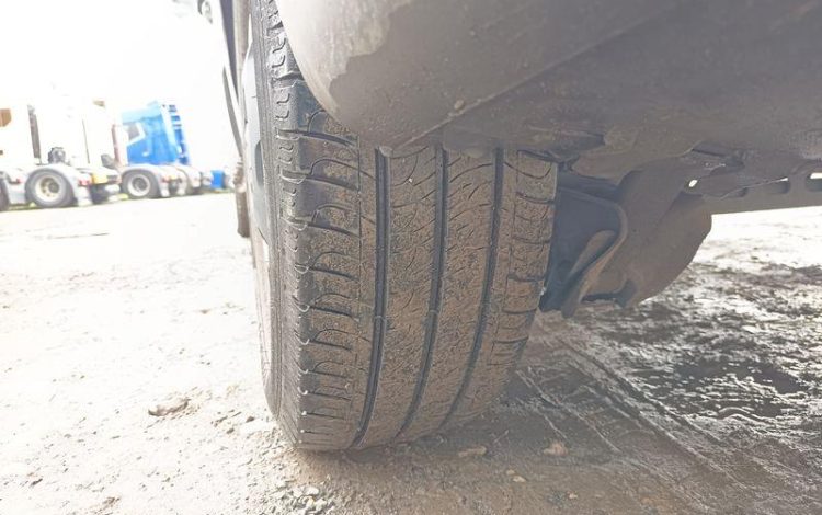 RENAULT TRAFIC 150 BLANC GE-094-EK