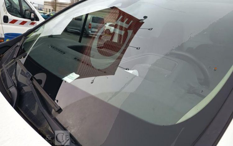 RENAULT TRAFIC 150 BLANC GE-094-EK