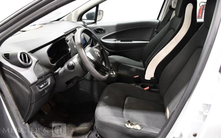 RENAULT ZOE ZE 110ch 40KWH ACHAT-INTEGRAL LIFE REVERSIBLE BVA BLANC GE-157-DB