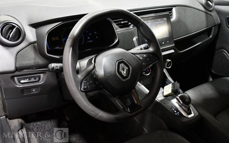 RENAULT ZOE ZE 110ch 40KWH ACHAT-INTEGRAL LIFE REVERSIBLE BVA BLANC GE-157-DB