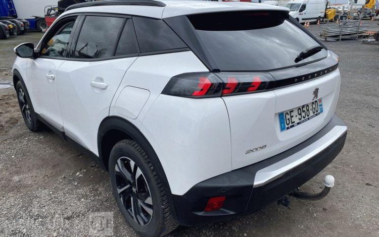 PEUGEOT 2008 130CH ALLURE BUSINESS BLANC GE-958-GD