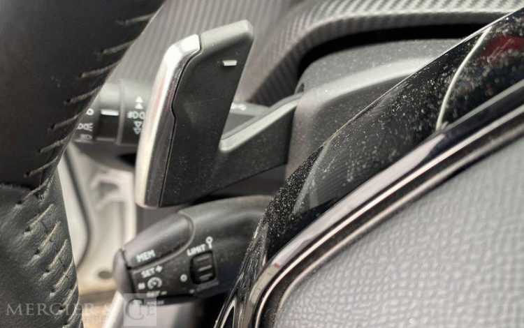 PEUGEOT 2008 130CH ALLURE BUSINESS BLANC GE-958-GD