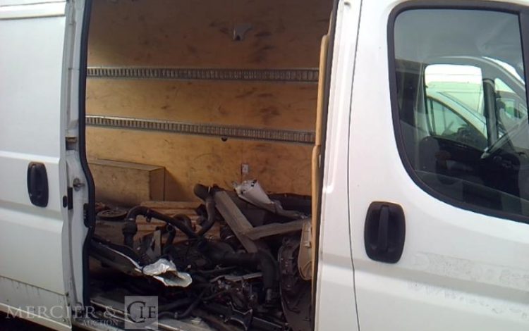 PEUGEOT BOXER PREMIUM 435 BOIS L4H3 BHDI  GH-009-QY
