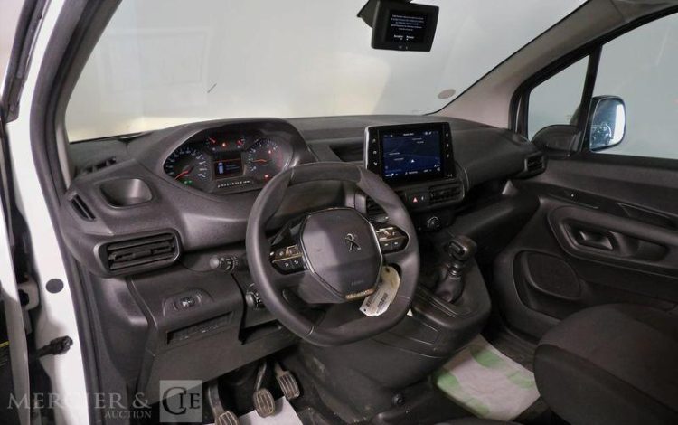 PEUGEOT PARTNER STD 650KG BLUEHDI 100CH S&S BVM6 ASPHALT BLANC GH-147-NG