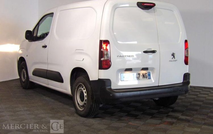PEUGEOT PARTNER STD 650KG BLUEHDI 100CH S&S BVM6 ASPHALT BLANC GH-147-NG