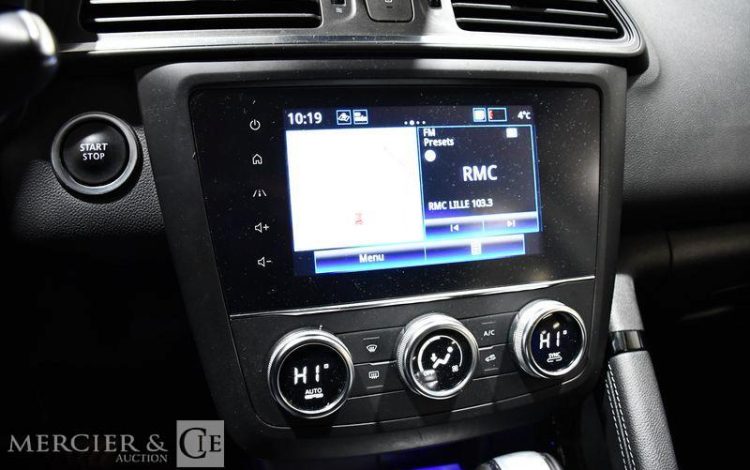 RENAULT KADJAR 1.5 BLUEDCI 115ch EVOLUTION EDC BLEU GH-408-AF