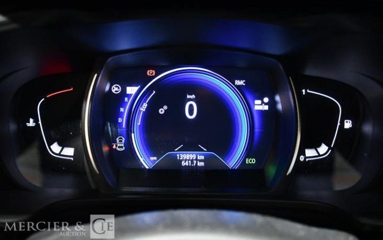 RENAULT KADJAR 1.5 BLUEDCI 115ch EVOLUTION EDC BLEU GH-408-AF