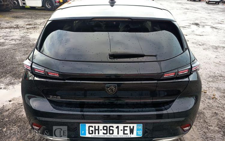 PEUGEOT 308 ALLURE 1,2 PURE TECH 130 S&S EAT8 NOIR GH-961-EW