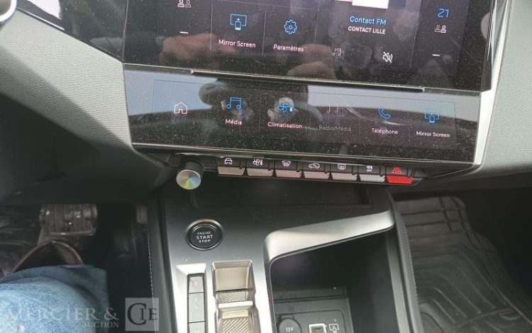 PEUGEOT 308 ALLURE 1,2 PURE TECH 130 S&S EAT8 NOIR GH-961-EW