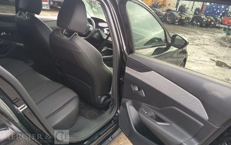 PEUGEOT 308 ALLURE 1,2 PURE TECH 130 S&S EAT8 NOIR GH-961-EW