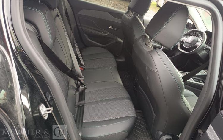 PEUGEOT 308 ALLURE 1,2 PURE TECH 130 S&S EAT8 NOIR GH-961-EW