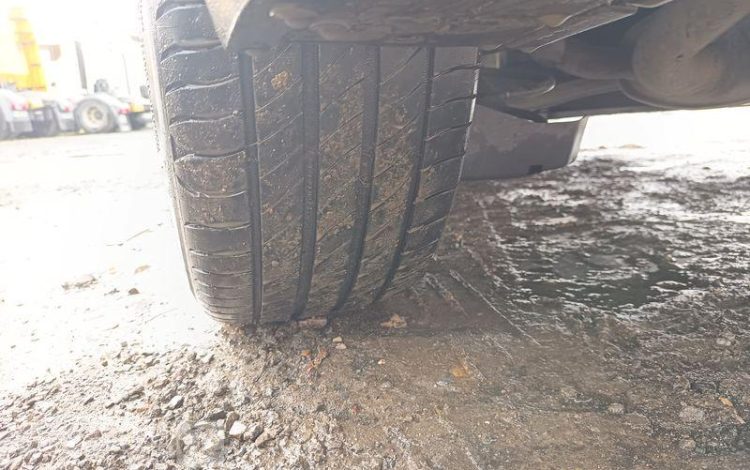 PEUGEOT 308 ALLURE 1,2 PURE TECH 130 S&S EAT8 NOIR GH-961-EW