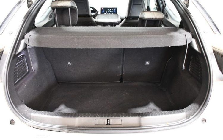 DS DS3 CROSSBACK 1.2 PURETECH 100ch BUSINESS ANCIEN VTC BLANC GJ-147-SP