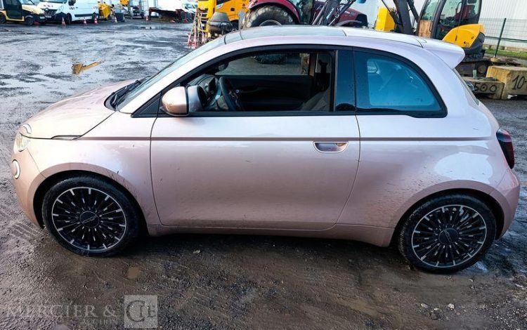 FIAT 500E ELECTRIC 120 58PPM 42KW CHAMPAGNE GJ-882-VH