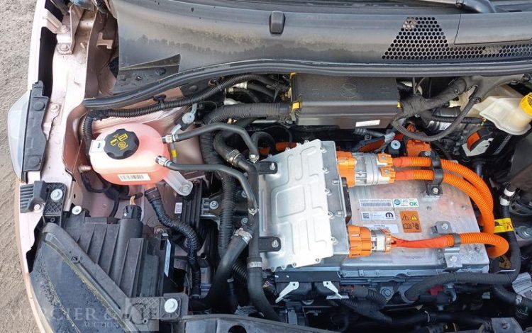 FIAT 500E ELECTRIC 120 58PPM 42KW CHAMPAGNE GJ-882-VH