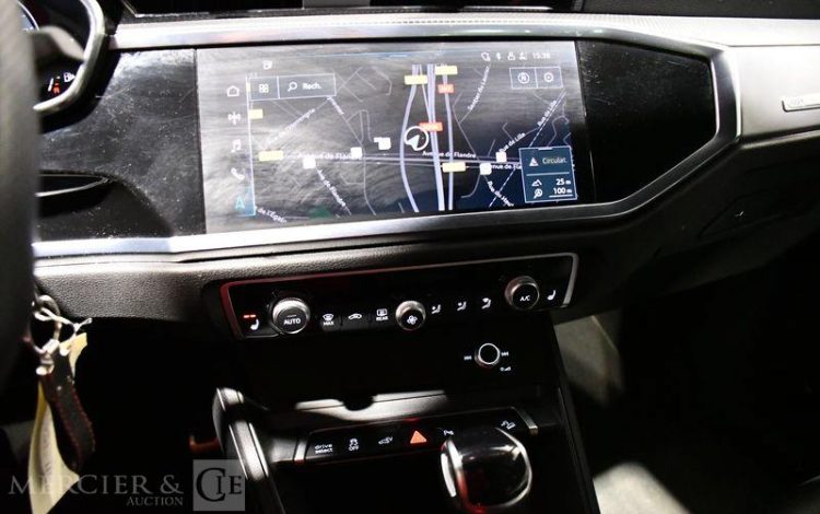 AUDI Q3 1.4 45 TFSIE 245ch PHEV S-LINE S-TRONIC GRIS GL-551-HB