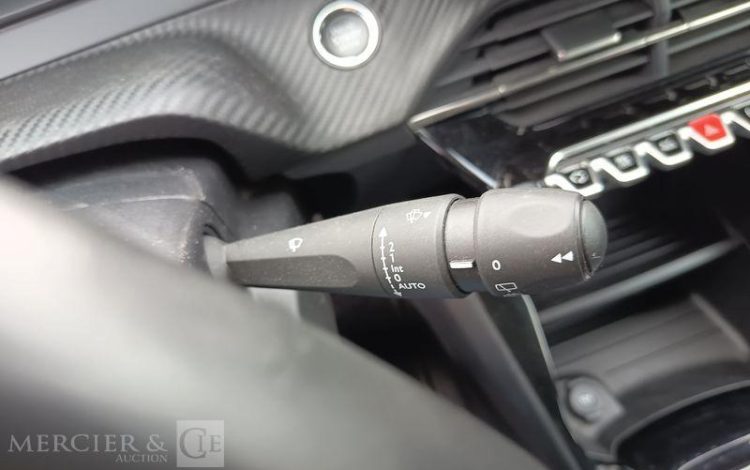 PEUGEOT e-208 ACTIVE JAUNE GL-705-KL