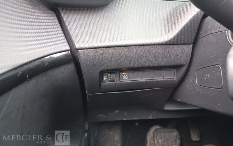 PEUGEOT e-208 ACTIVE JAUNE GL-705-KL