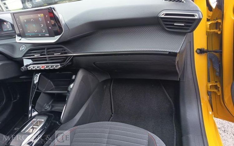 PEUGEOT e-208 ACTIVE JAUNE GL-705-KL