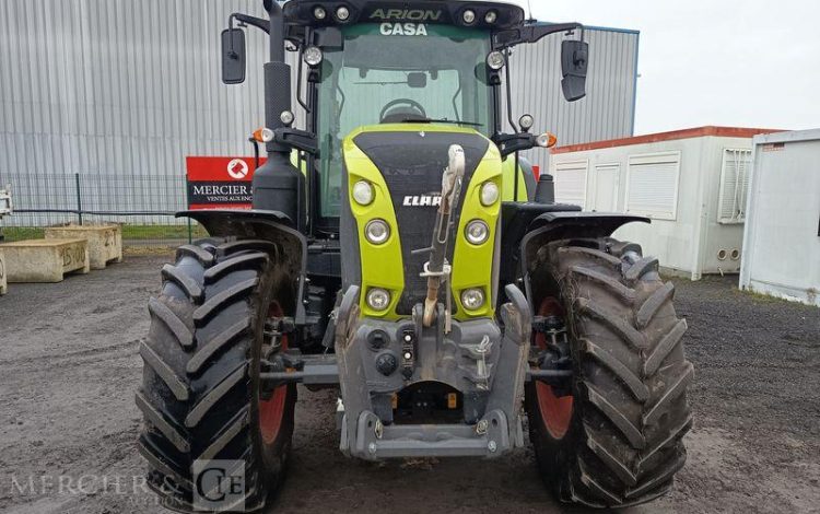 CLAAS TRACTEUR AGRICOLE ARION 610 – DIESEL – 422 HEURES – ANNEE 2022  GL-959-EX