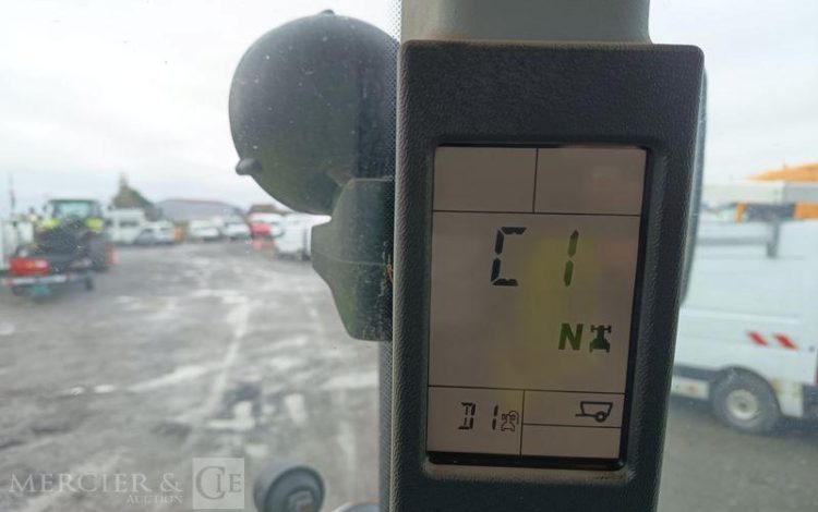 CLAAS TRACTEUR AGRICOLE ARION 610 – DIESEL – 422 HEURES – ANNEE 2022  GL-959-EX